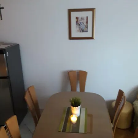 Apartman Renata Apartament *